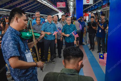 DATUK FAHMI FADZIL