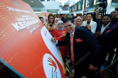 TAN SRI JOHARI ABDUL