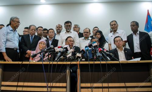 DATUK SERI ANWAR IBRAHIM