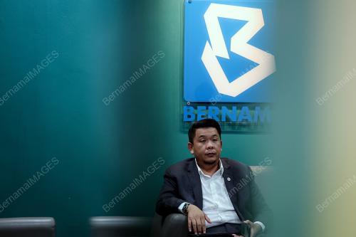 LUKANISMAN AWANG SAUNI