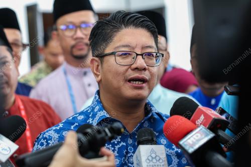 DATUK EWON BENEDICK