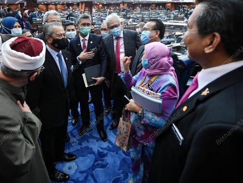 PERSIDANGAN PARLIMEN PENGGAL KETIGA
