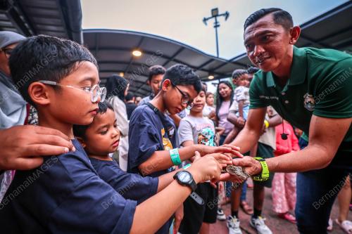 TINJAUAN CUTI SEKOLAH