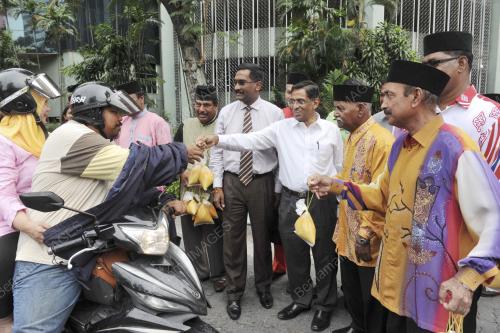 KL53_27062016_MIC_BUBUR