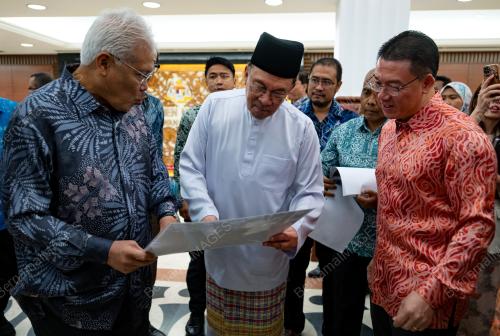 DATUK SERI ANWAR IBRAHIM