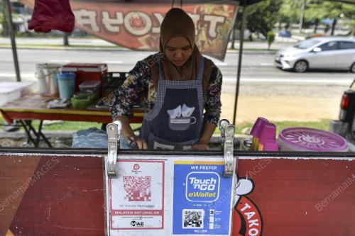 PEMBAYARAN SECARA KOD QR