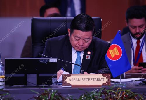 MESYUARAT MENTERI-MENTERI PERTAHANAN ASEAN KE 19