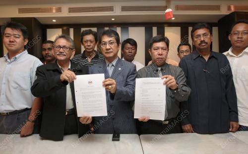 RAJA TAHARUDIN RAJA NONG CHIK