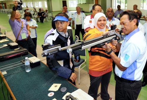 KL54_02062012_SHABERY