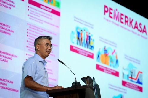 TENGKU DATUK SERI ZAFRUL TENGKU ABDUL AZIZ