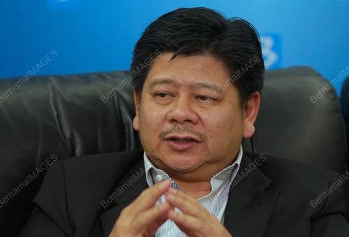 DR FADHLULLAH SUHAIMI ABDUL MALEK