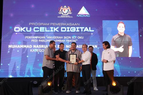 FAHMI FADZIL