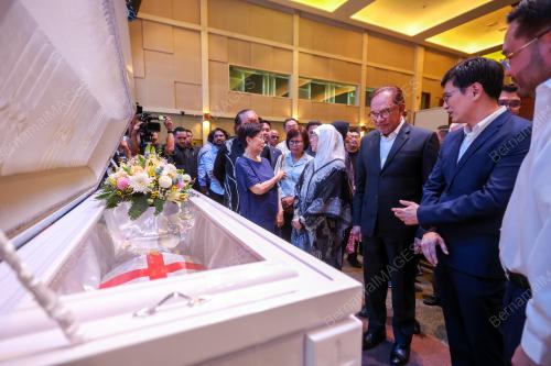DATUK SERI ANWAR IBRAHIM