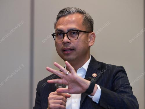 FAHMI FADZIL