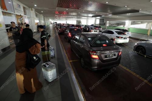 TINJAUAN BALIK KAMPUNG