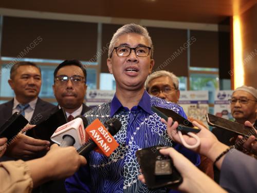 SENATOR TENGKU DATUK SERI ZAFRUL TENGKU ABDUL AZIZ