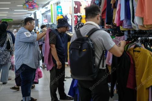 PERSIAPAN RAYA