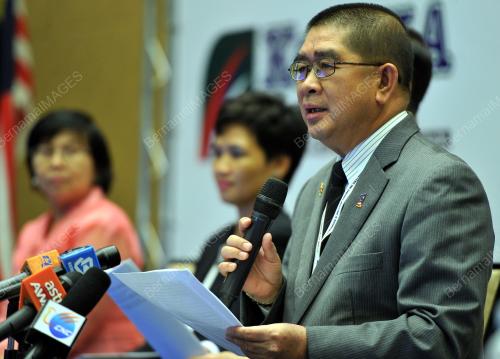 KL54_08102015_MEETING