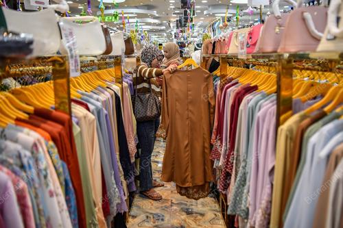 TINJAUAN PERSIAPAN RAYA