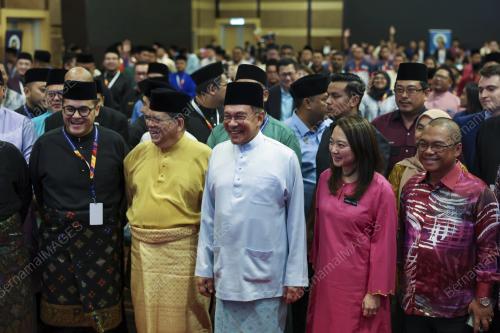 DATUK SERI ANWAR IBRAHIM