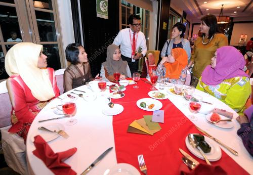 KL54_10072014_BUKA_PUASA