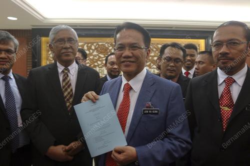 KL54_10102019_PARLIMEN_BN201910012832