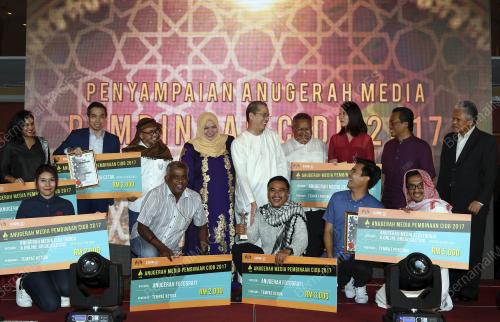 KL54_13102017_KKR_BN201710108054