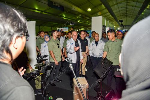 DATUK SERI ANWAR IBRAHIM