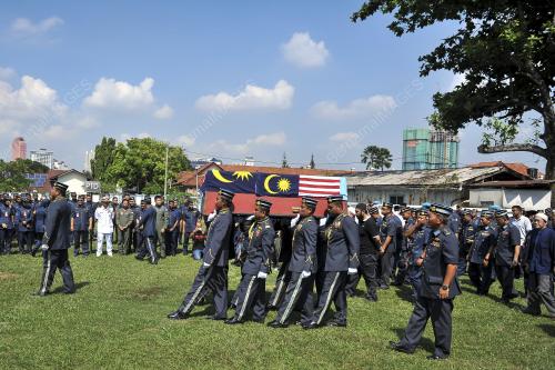 KL54_16062017_PESAWAT