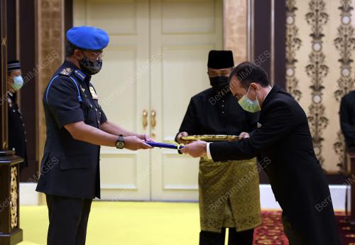 AL-SULTAN ABDULLAH RI'AYATUDDIN AL-MUSTAFA BILLAH SHAH 