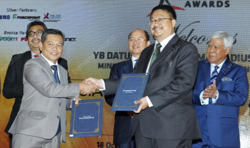 KL54_18102016_GALA_DINNER