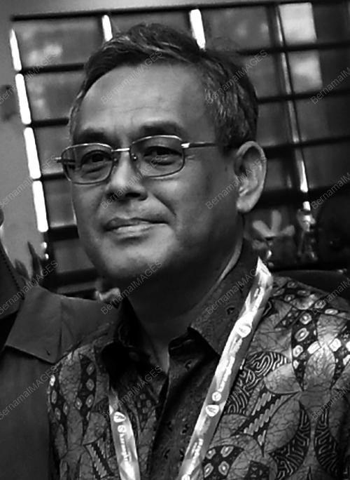 ALLAHYARHAM ROZAID ABDUL RAHMAN