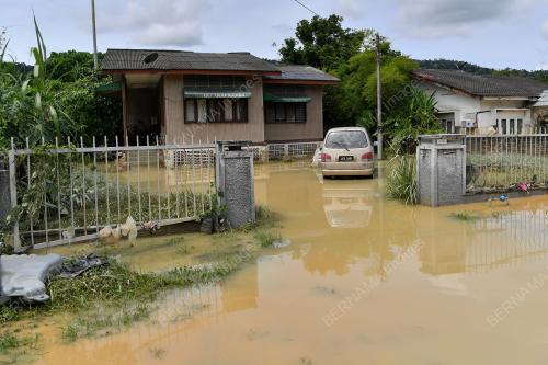 BANJIR_LANGAT