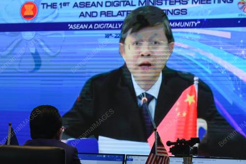 DATUK SERI MOHAMMAD MENTEK