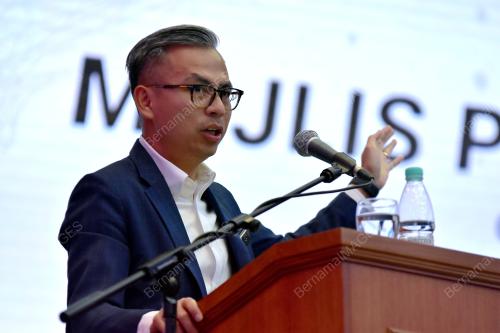 FAHMI FADZIL
