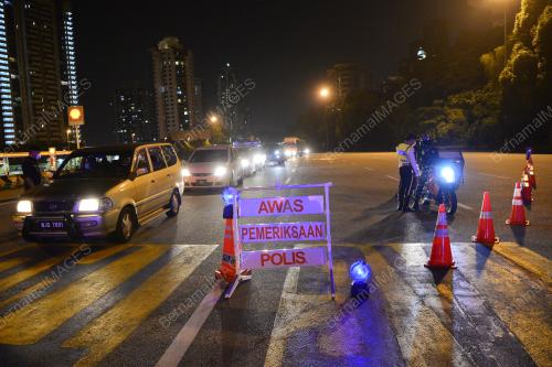 SEKATAN JALAN RAYA PLAZA TOL DUTA - PERINTAH KAWALAN PERGERAKAN