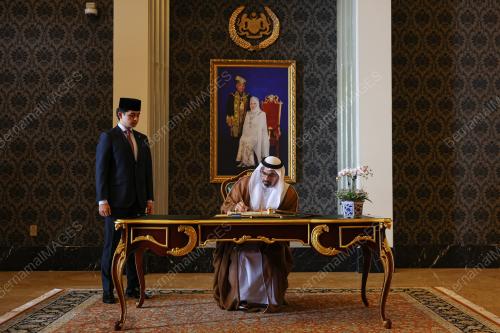 TENGKU HASSANAL IBRAHIM ALAM SHAH AL SULTAN ABDULLAH