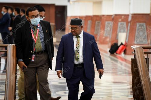 MOHD KHAIRUDDIN AMAN RAZALI
