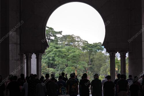 SOLAT JUMAAT PERTAMA PADA MAAL HIJRAH 1447