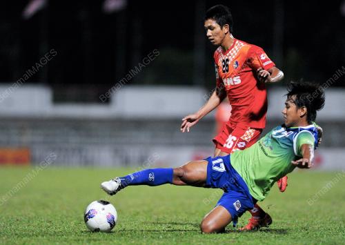 KL54_28082012_BOLA_SEPAK