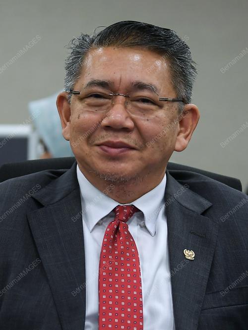 DATUK SERI SALAHUDDIN AYUB