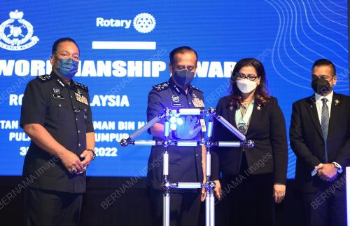 DATUK RAZARUDIN HUSAIN