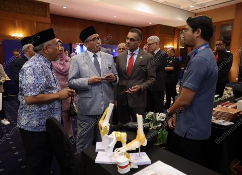 TAN SRI SHAMSUL AZRI ABU BAKAR