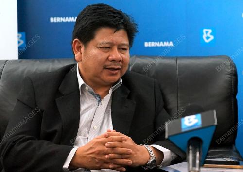 DR FADHLULLAH SUHAIMI ABDUL MALEK