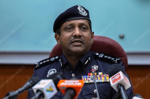 DATUK HUSSEIN OMAR KHAN