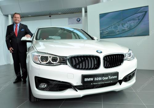 KL55_06062013_BMW