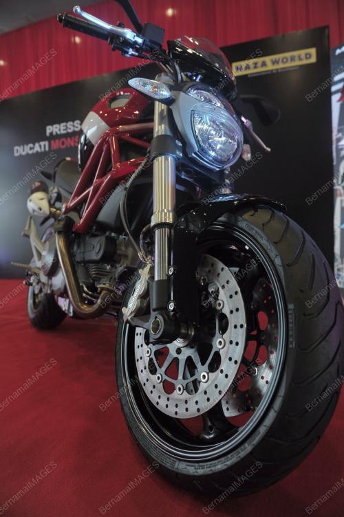 KL55_07022013_DUCATI