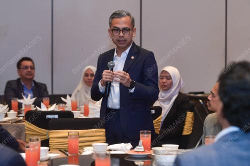 FAHMI FADZIL