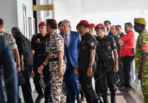 DATUK SERI NAJIB TUN RAZAK