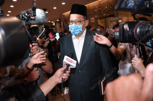 DATUK SERI SHAHIDAN KASSIM